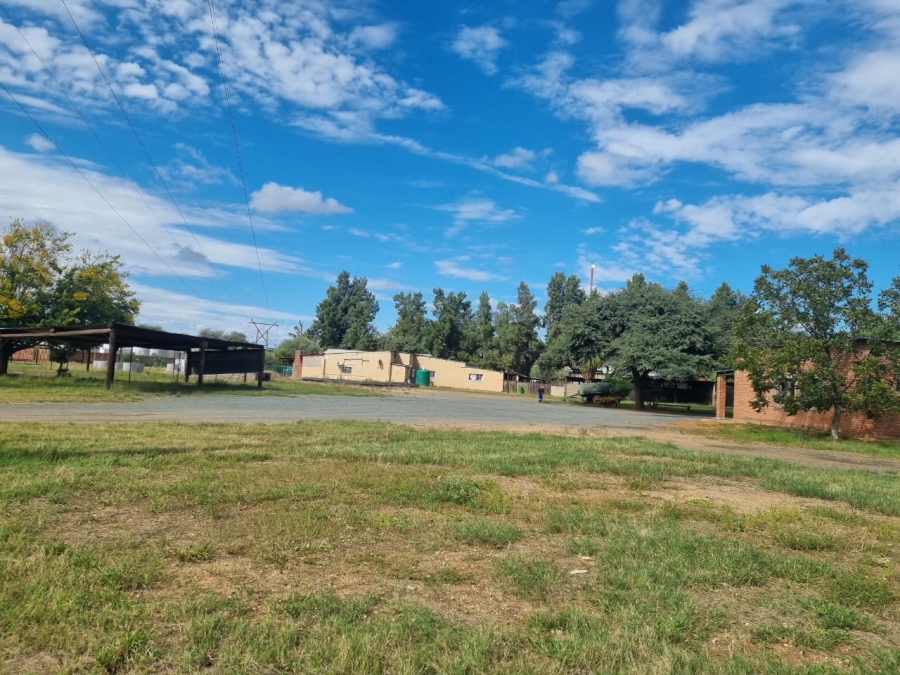 Commercial Property for Sale in Jan Kempdorp Northern Cape